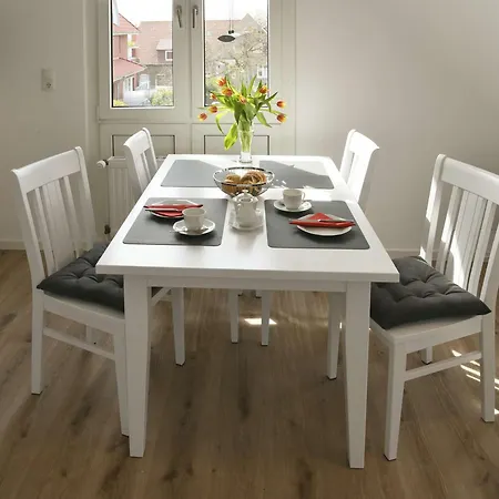 아파트 Meerhus 4 방어로게