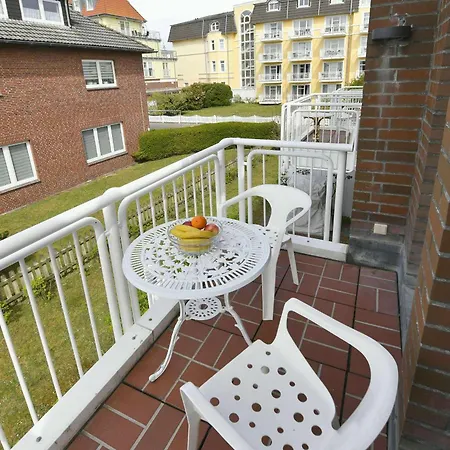 Meerhus 4 * 방어로게